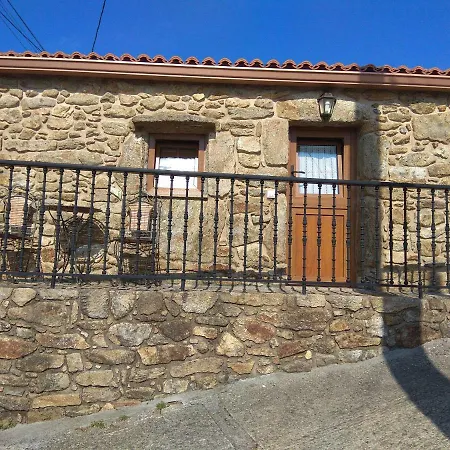 Casa Ruso * Os Muinos