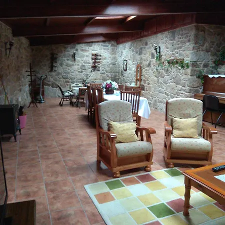 Casa Ruso Os Muinos